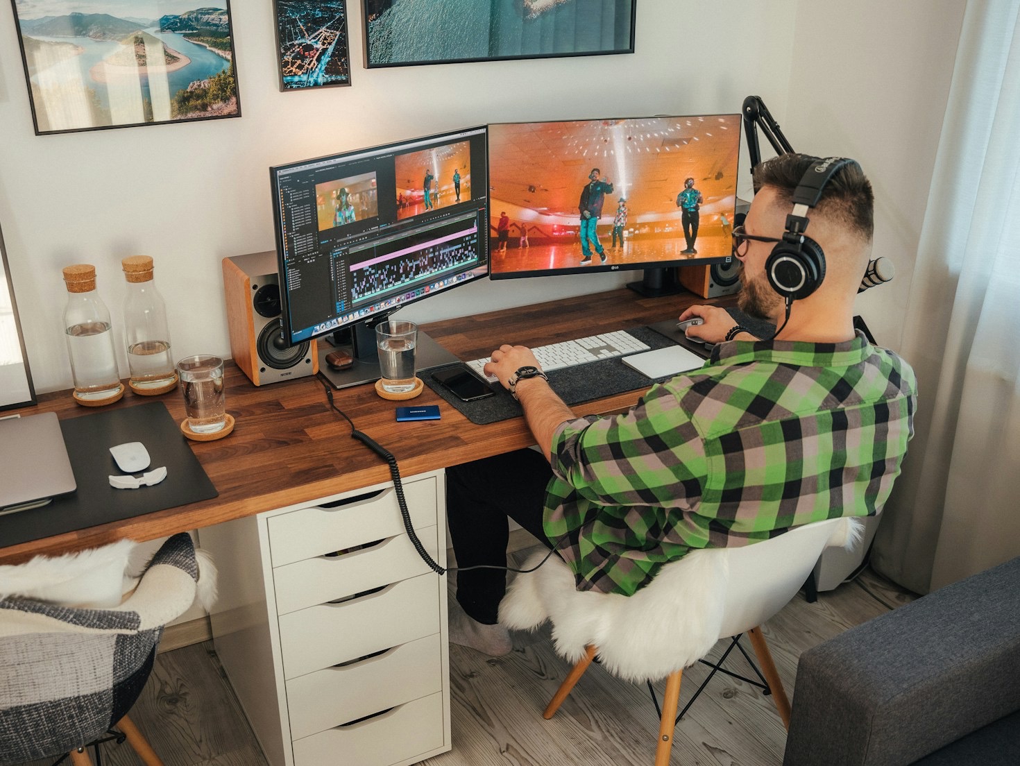 Mastering The Art Of Minimalist Layouts